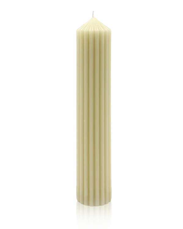Wysoka żłobiona świeca IONIS Bianco 4/20 z bielonego wosku pszczelego - VOSQUE candles